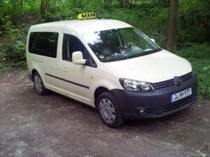 Der Taxi Mann! Sie brauchen ein Taxi, wir sind da!